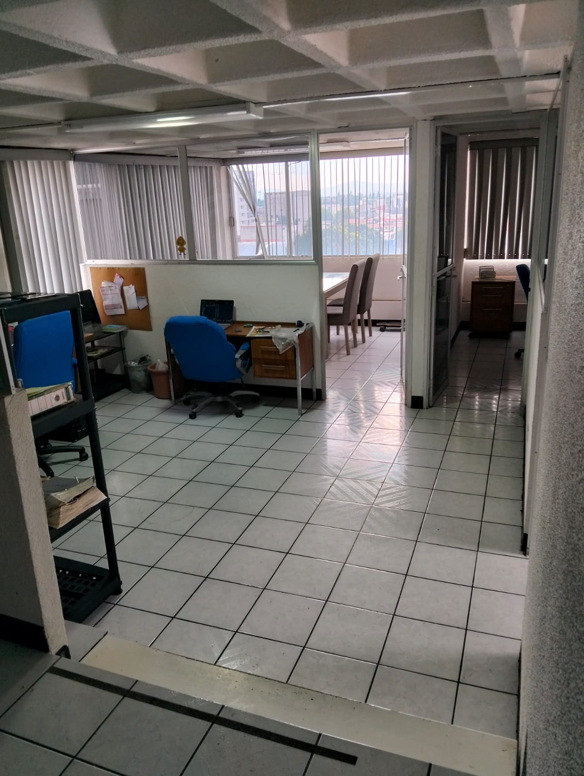 Interior de la oficina